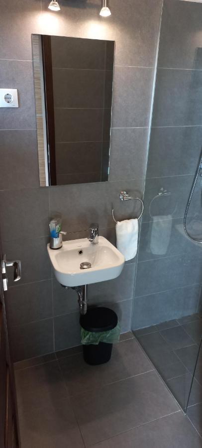 Barben Apartman Морахалом Экстерьер фото